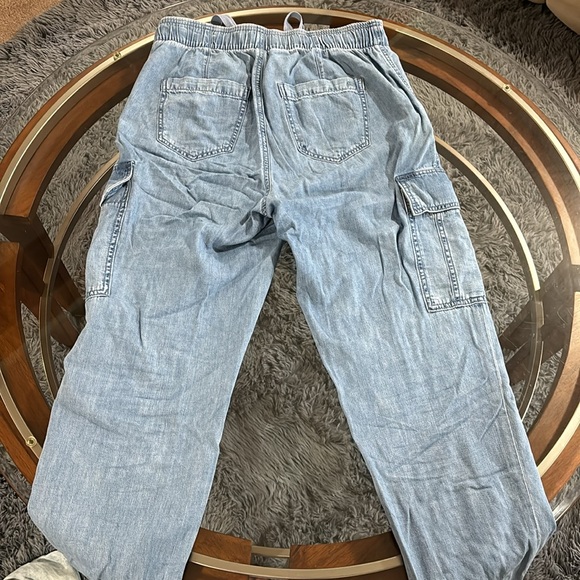 American eagle jean cargo pants - Picture 2 of 3